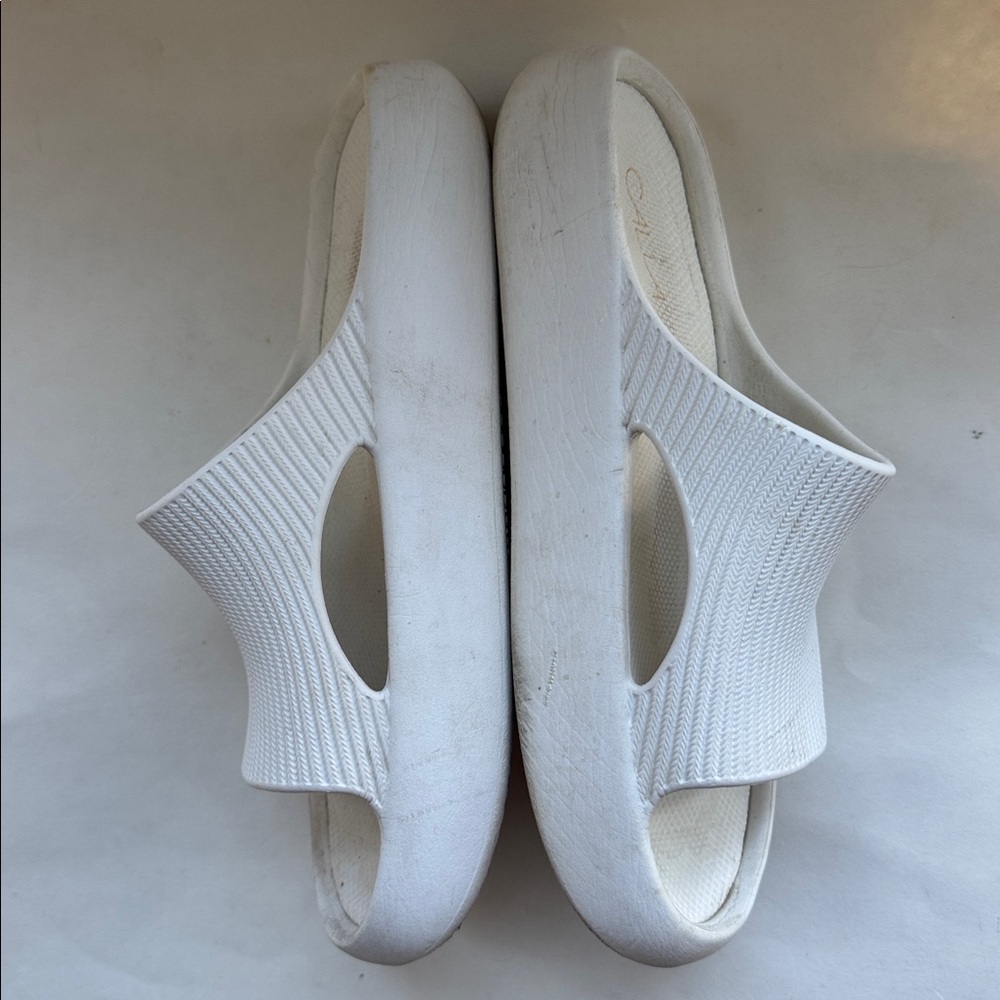 CALIA Carrie Underwood White Slip On Clogs Molded Slides White Size 7 GUC $75 - Picture 4 of 10